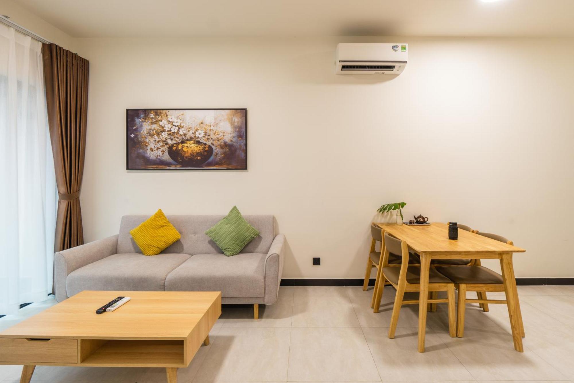 Tropical House - New At Delasol * Ho Chi Minh City