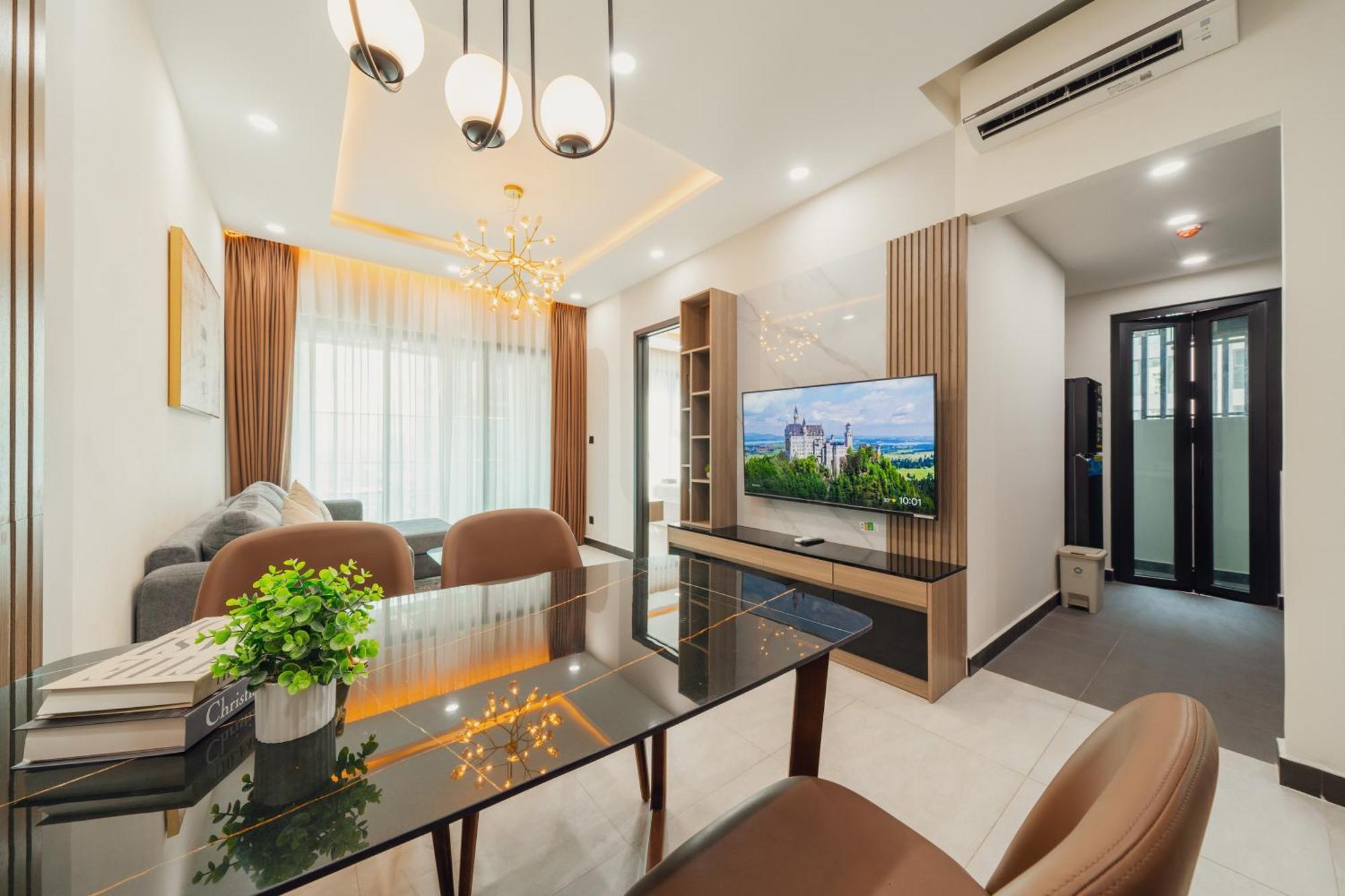 Tropical House - New At Delasol Ho Chi Minh City